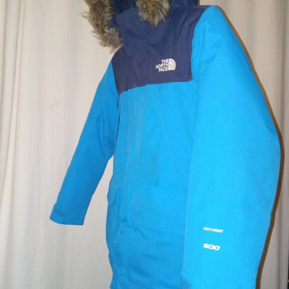 The North Face Kids Puffer Jacket in Blue and Navy - Picture 4 of 6